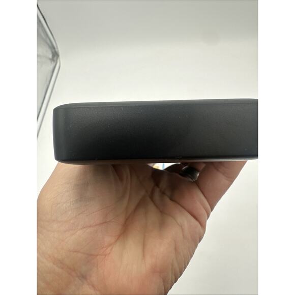 ANKER POWER BANK 20,000 mAh, 15W, 2 PORT, BLACK, A1367🔥 - Picture 5 of 10